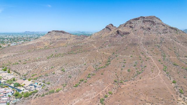 1536 E MEADOW Lane, Phoenix, AZ 85022