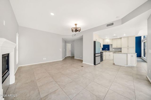 1536 E MEADOW Lane, Phoenix, AZ 85022
