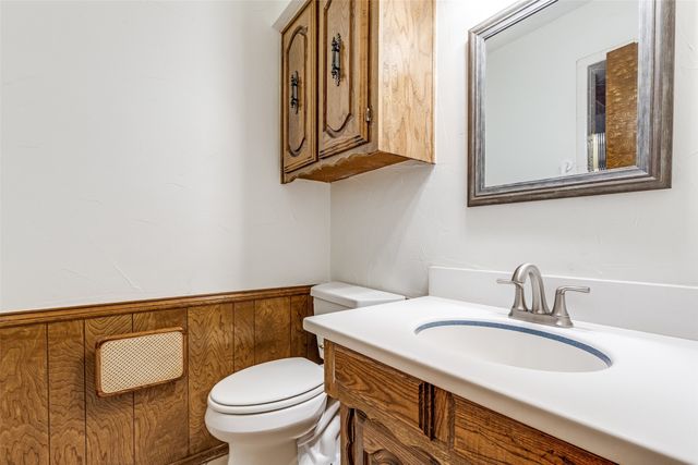 10009 Chimney Hill Lane, Dallas, TX 75243