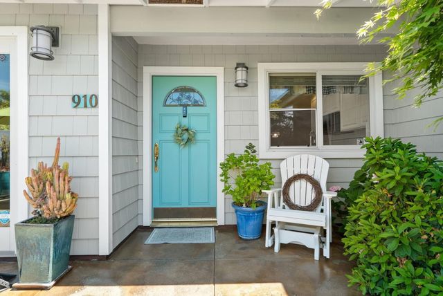 910 Corcoran Avenue, Santa Cruz, CA 95062