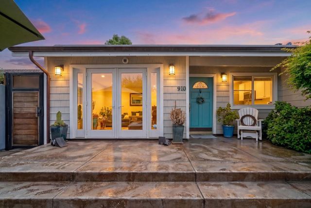 910 Corcoran Avenue, Santa Cruz, CA 95062