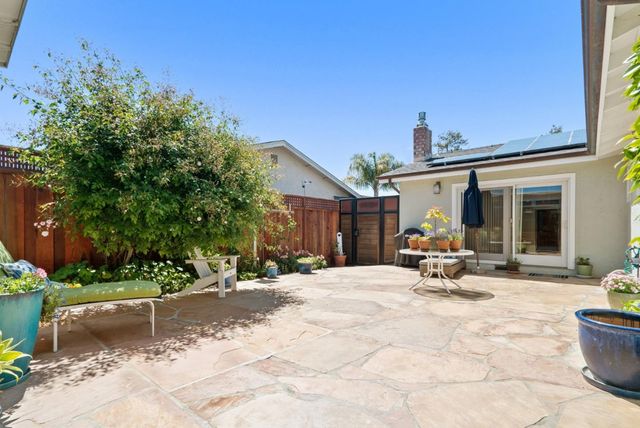 910 Corcoran Avenue, Santa Cruz, CA 95062