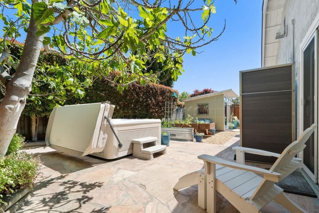 910 Corcoran Avenue, Santa Cruz, CA 95062