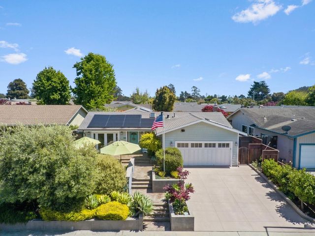 910 Corcoran Avenue, Santa Cruz, CA 95062
