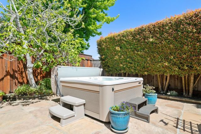 910 Corcoran Avenue, Santa Cruz, CA 95062
