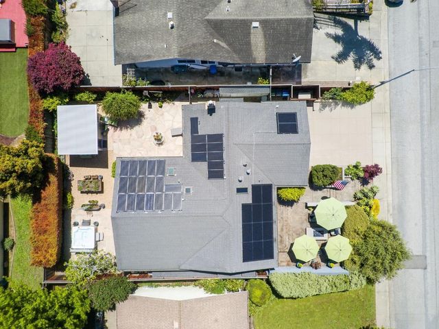 910 Corcoran Avenue, Santa Cruz, CA 95062