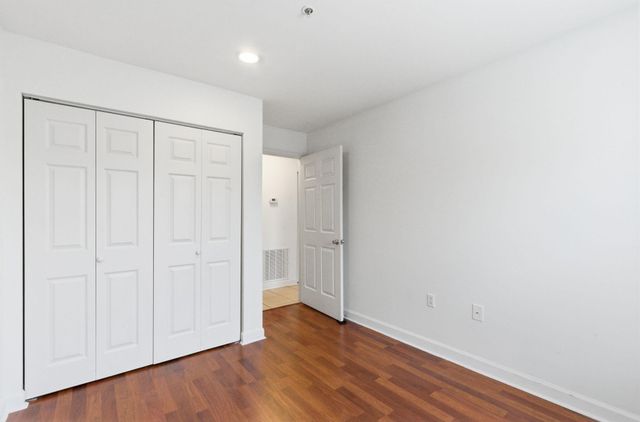 209 Simpson Avenue 201, Lexington, KY 40504