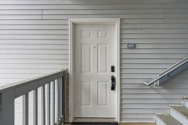 209 Simpson Avenue 201, Lexington, KY 40504