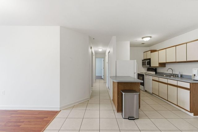 209 Simpson Avenue 201, Lexington, KY 40504