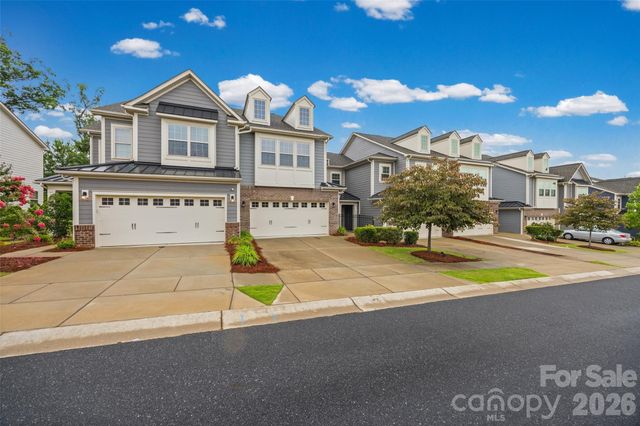 623 Amber Meadows Way, Fort Mill, SC 29708