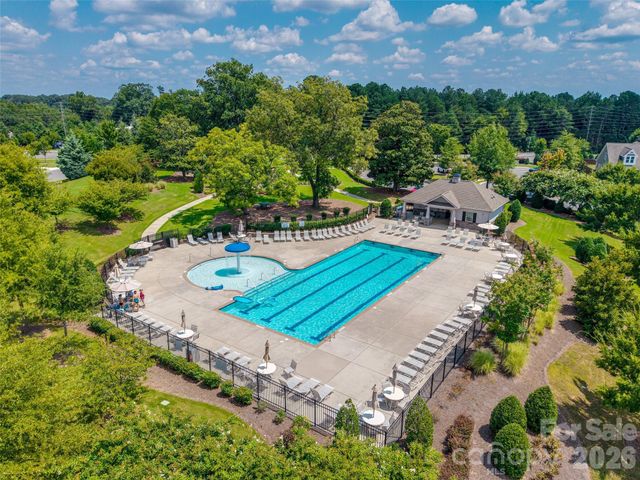 623 Amber Meadows Way, Fort Mill, SC 29708