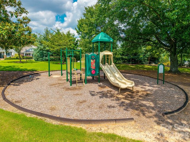 623 Amber Meadows Way, Fort Mill, SC 29708