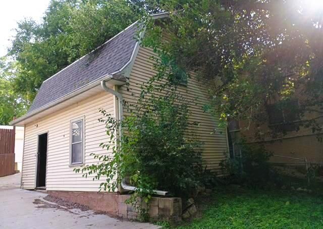 233 S Water STREET E, Fort Atkinson, WI 53538