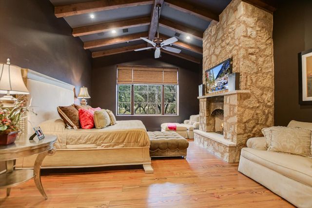 271 La Serena LOOP, Horseshoe Bay, TX 78657