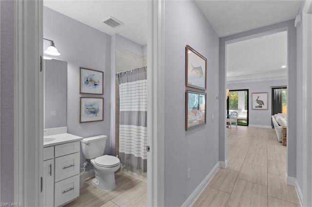 2488 Breakwater WAY 102, Naples, FL 34112