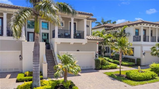 2488 Breakwater WAY 102, Naples, FL 34112
