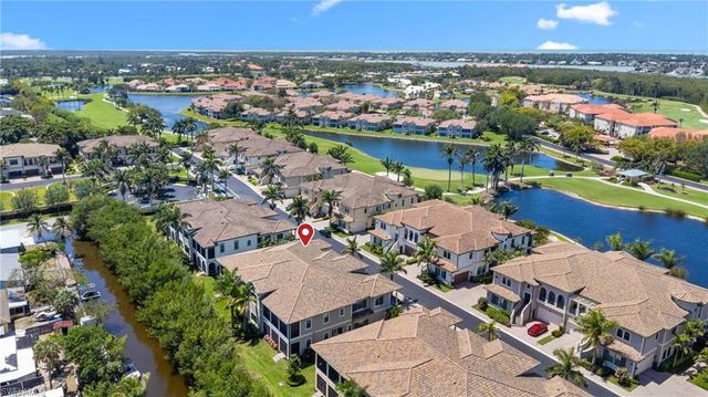 2488 Breakwater WAY 102, Naples, FL 34112