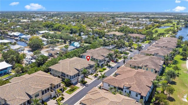 2488 Breakwater WAY 102, Naples, FL 34112