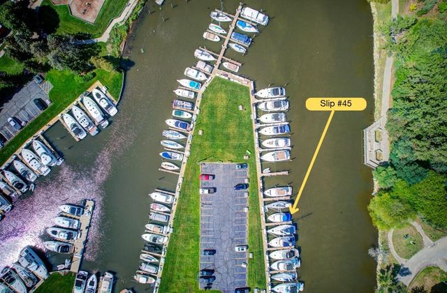 45 Wharfside, Grand Haven, MI 49417