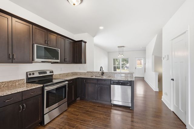 1049 Chicamauga Ave Apt 5, Nashville, TN 37206