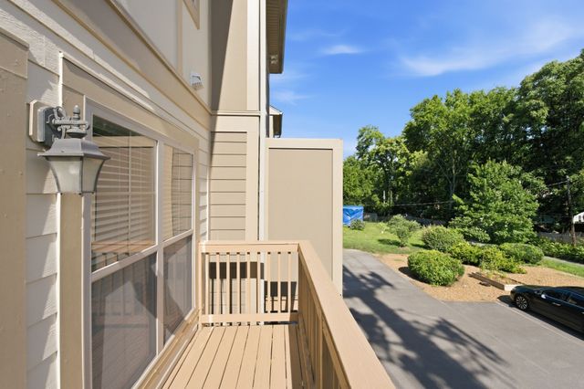 1049 Chicamauga Ave Apt 5, Nashville, TN 37206