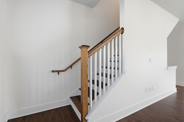 1049 Chicamauga Ave Apt 5, Nashville, TN 37206