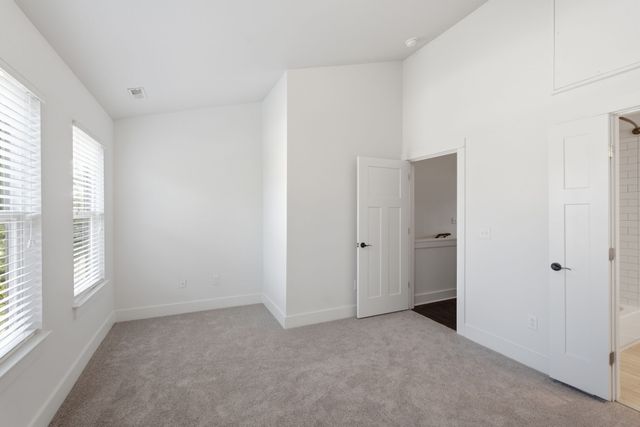 1049 Chicamauga Ave Apt 5, Nashville, TN 37206
