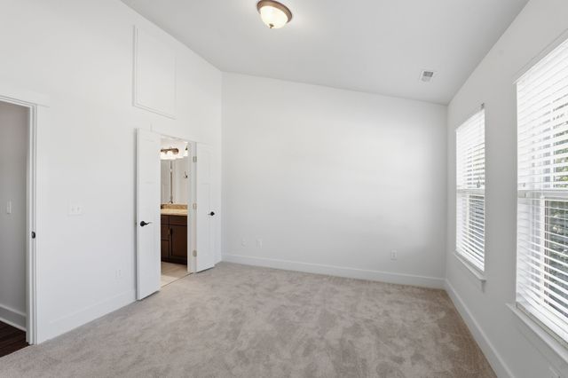 1049 Chicamauga Ave Apt 5, Nashville, TN 37206