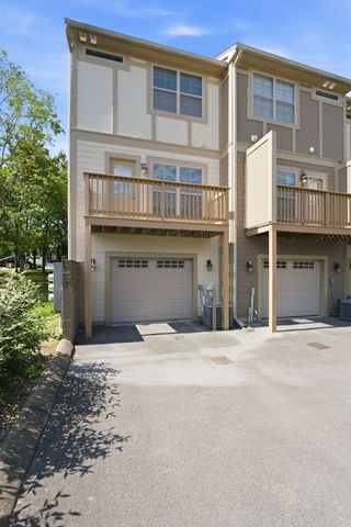 1049 Chicamauga Ave Apt 5, Nashville, TN 37206