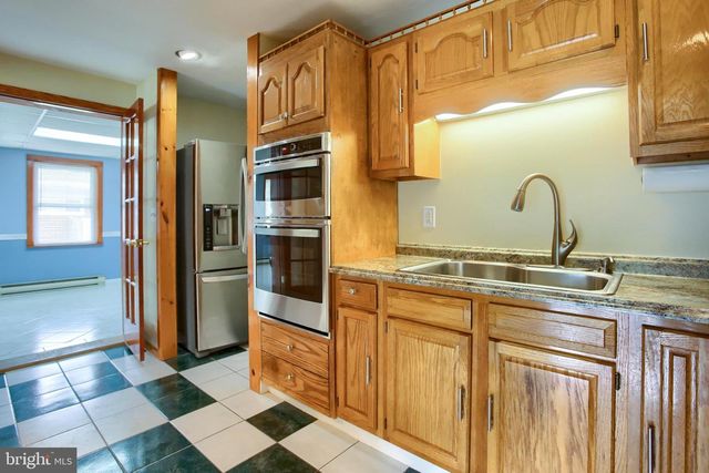 3419 BEDFORD DR, Camp Hill, PA 17011