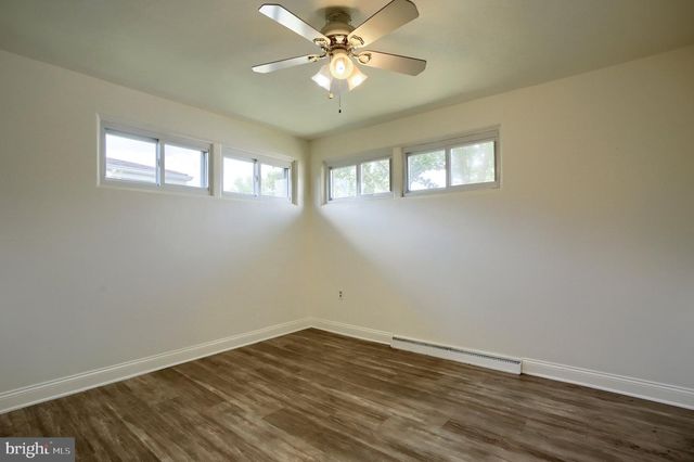 3419 BEDFORD DR, Camp Hill, PA 17011