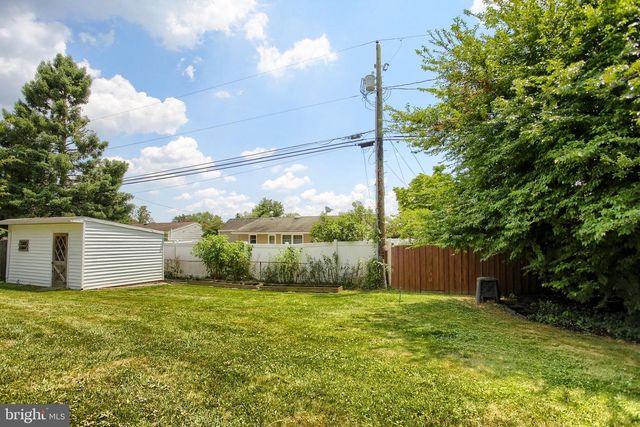3419 BEDFORD DR, Camp Hill, PA 17011