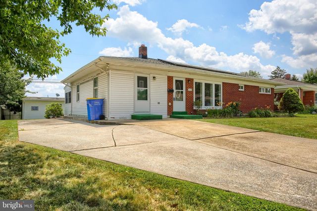 3419 BEDFORD DR, Camp Hill, PA 17011