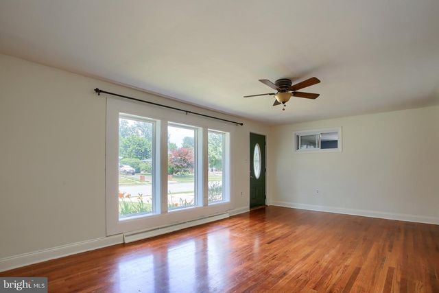 3419 BEDFORD DR, Camp Hill, PA 17011