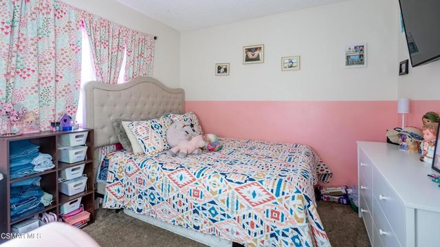 561 Spring Road 43, Moorpark, CA 93021