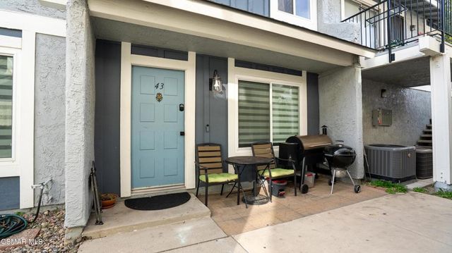 561 Spring Road 43, Moorpark, CA 93021