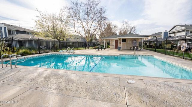 561 Spring Road 43, Moorpark, CA 93021