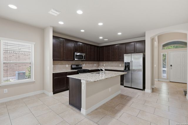 2732 Scarlet Tanger, New Braunfels, TX 78130