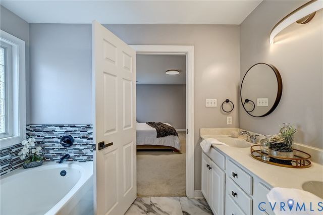 16024 Hampton Meadows Ct, Moseley, VA 23832