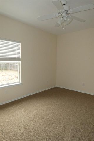 3711 NE Madison Ave, Lawton, OK 73507