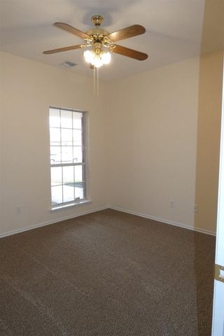 3711 NE Madison Ave, Lawton, OK 73507