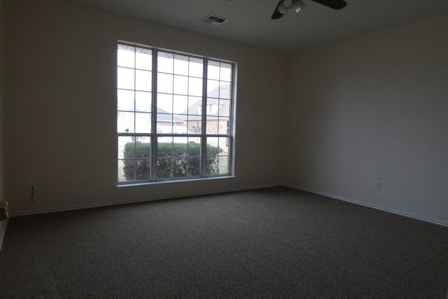 3711 NE Madison Ave, Lawton, OK 73507