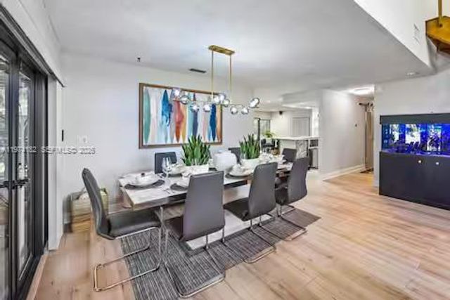 6140 SW 56th Ct, Davie, FL 33314