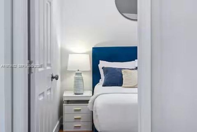 6140 SW 56th Ct, Davie, FL 33314