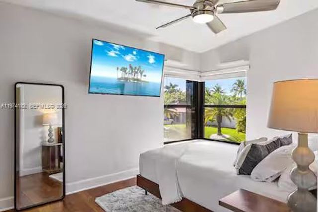 6140 SW 56th Ct, Davie, FL 33314