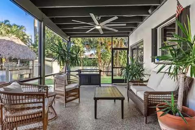 6140 SW 56th Ct, Davie, FL 33314