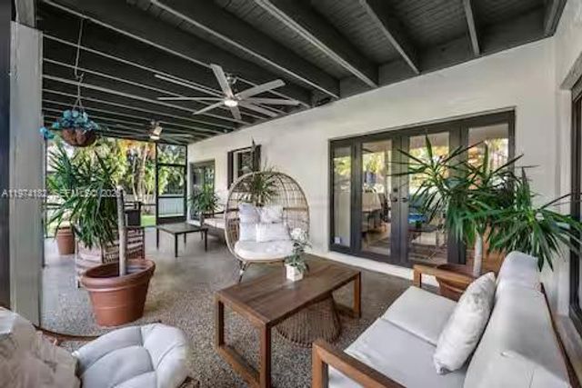 6140 SW 56th Ct, Davie, FL 33314