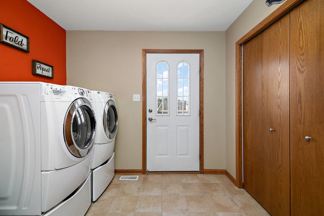 1768 Samantha Lane, Bourbonnais, IL 60914