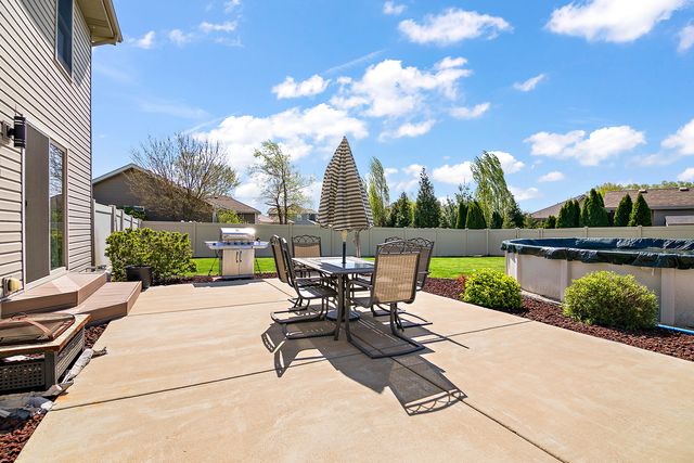 1768 Samantha Lane, Bourbonnais, IL 60914