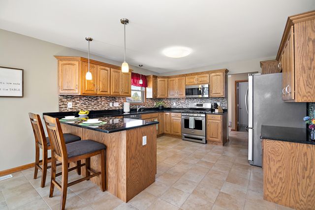 1768 Samantha Lane, Bourbonnais, IL 60914